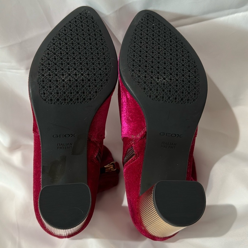 Fuchsia Velvet Peython Funky Gold Ridged Block Heels US 7.5 EU 37.5 - Picture 11 of 17